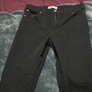 These are curve size 28 Abercrombie and Fitch black jeans.